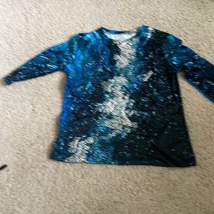 Women’s polyester activewear shirt